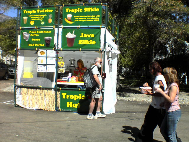 20060924aTHStandAtCD.jpg