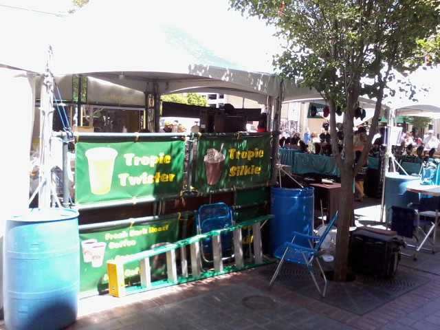 2011.0704eyWingsCO-THStand.jpg